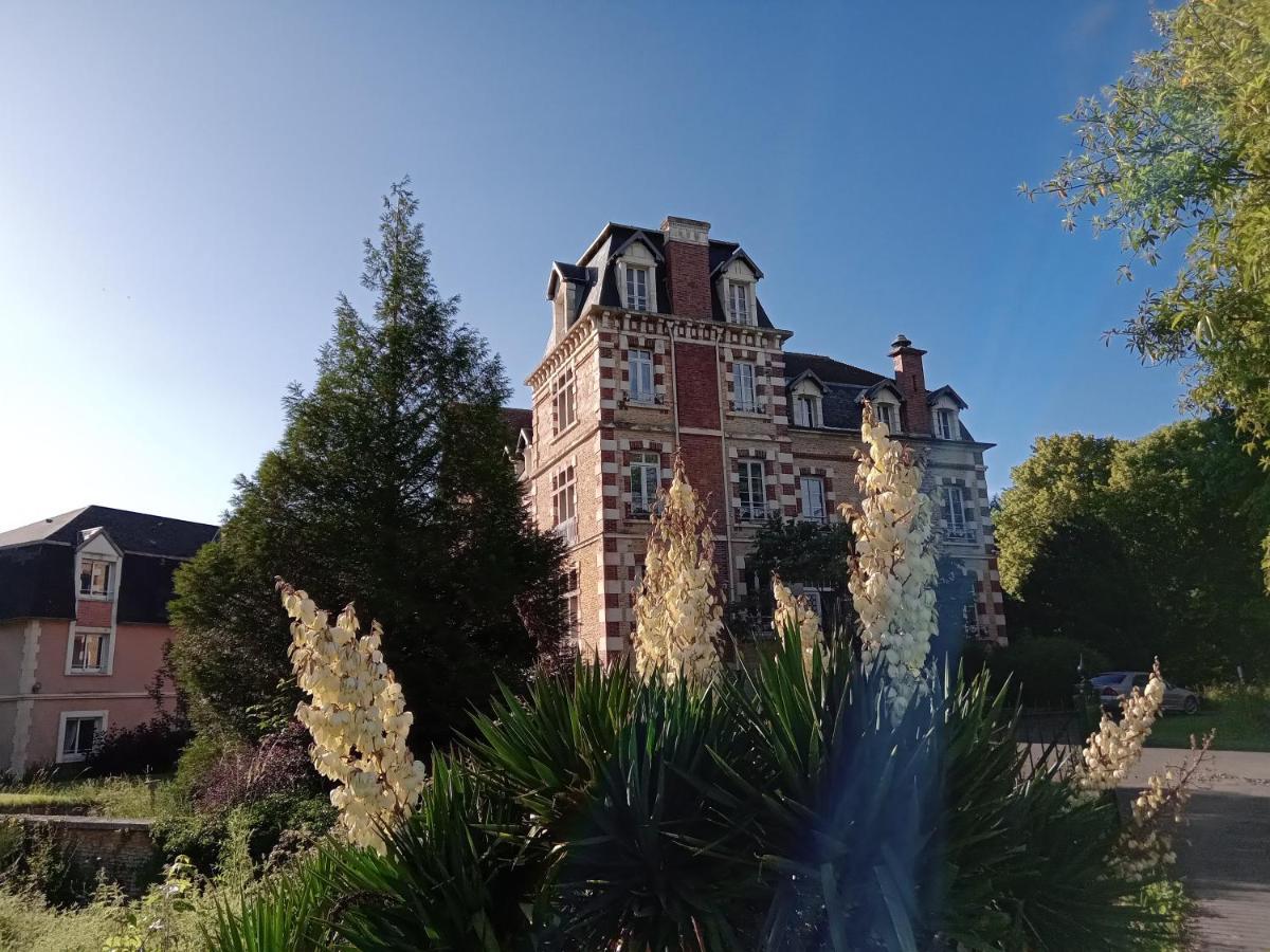 Residence Services Chateau Saint Pierre Oursin Vimont المظهر الخارجي الصورة